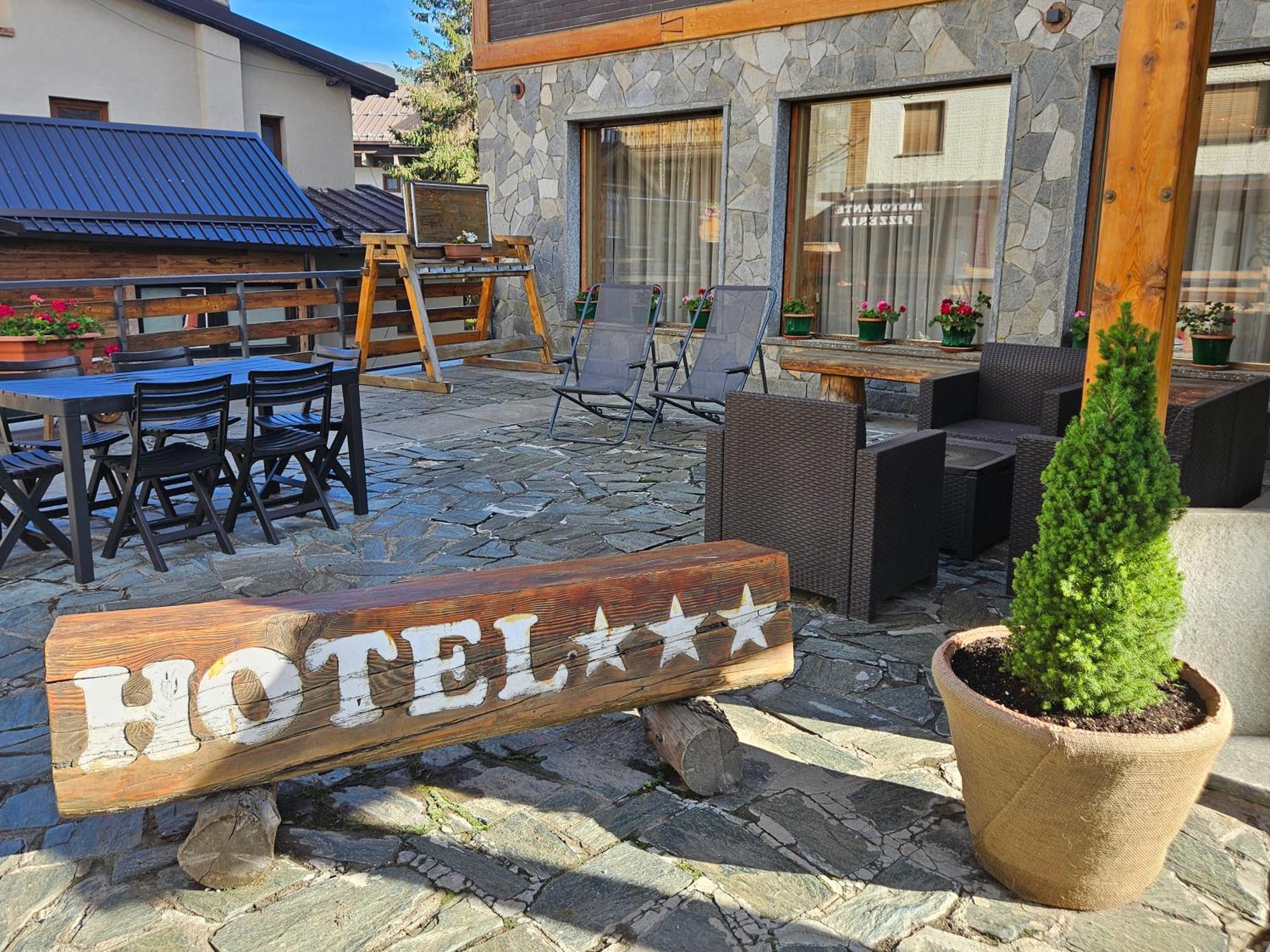 Hotel Holiday Debili Oulx المظهر الخارجي الصورة