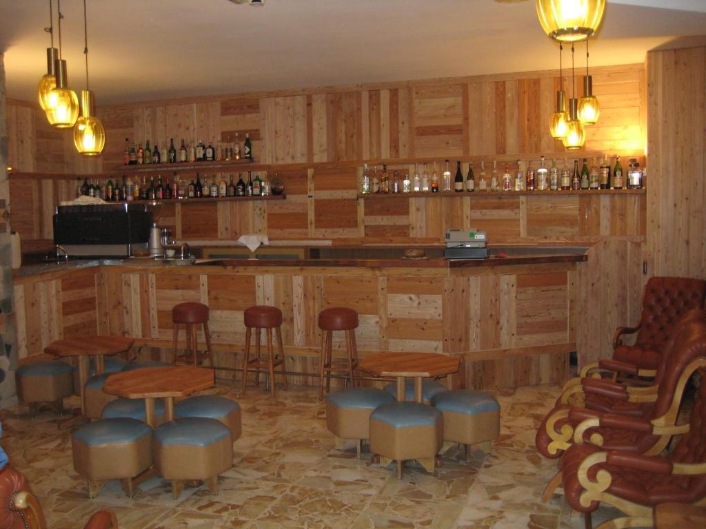 Hotel Holiday Debili Oulx المظهر الخارجي الصورة