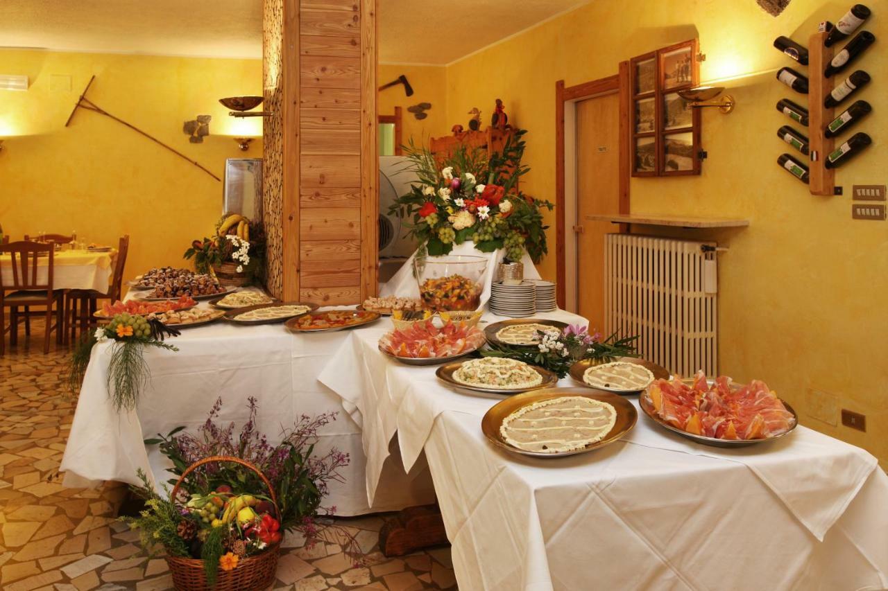 Hotel Holiday Debili Oulx المظهر الخارجي الصورة